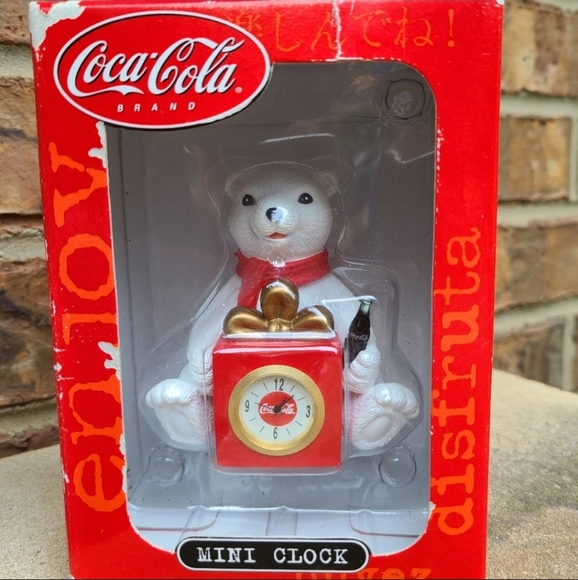 Coca Cola Mini Clock - Picture 7 of 7